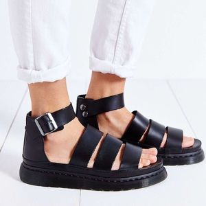 doc martens clarissa